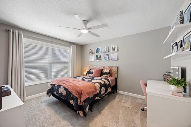 7228 Auburn Lane, Inver Grove Heights, MN 55077