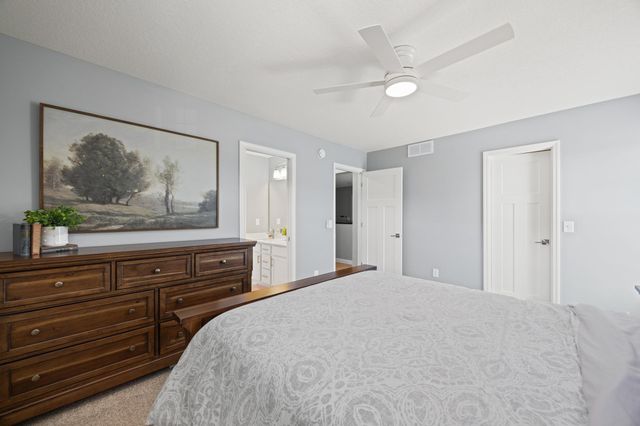 7228 Auburn Lane, Inver Grove Heights, MN 55077