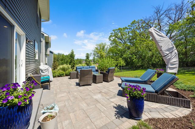 7228 Auburn Lane, Inver Grove Heights, MN 55077