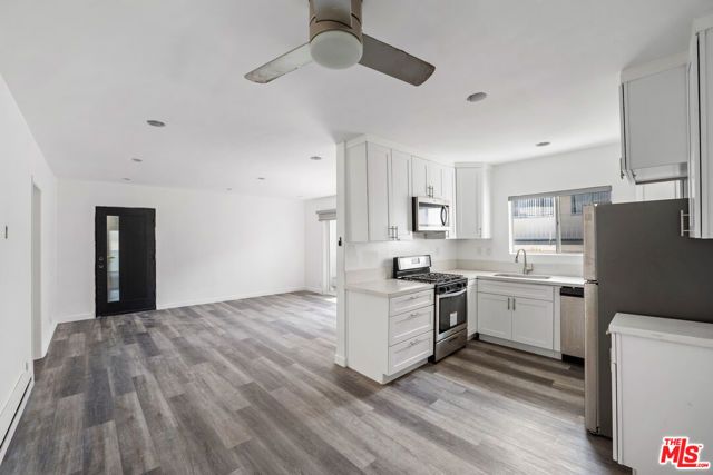 733 N Hayworth Avenue 4, Los Angeles, CA 90046