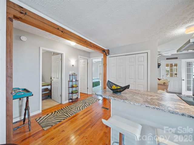 120 Wintergreen Patch Lane, Burnsville, NC 28714