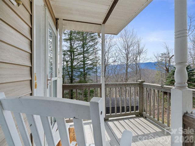 120 Wintergreen Patch Lane, Burnsville, NC 28714