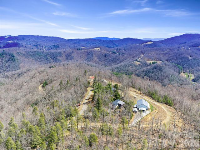 120 Wintergreen Patch Lane, Burnsville, NC 28714