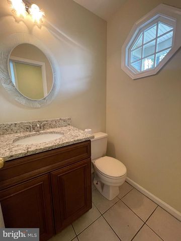 405 WINDSOR RIDGE CT, Fredericksburg, VA 22405