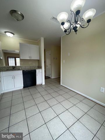 405 WINDSOR RIDGE CT, Fredericksburg, VA 22405
