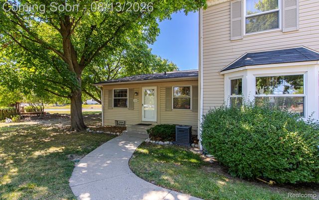 104 Lake Village Drive, Walled Lake, MI 48390