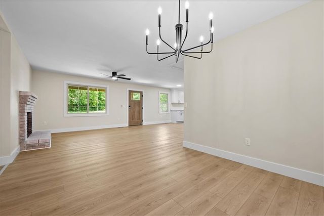 109 Lanford Drive, Seneca, SC 29672