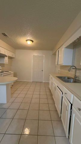 552 Trout Street, Rockwall, TX 75032