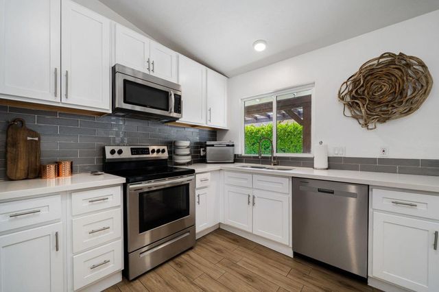 54621 Avenida Juarez, La Quinta, CA 92253