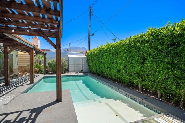 54621 Avenida Juarez, La Quinta, CA 92253