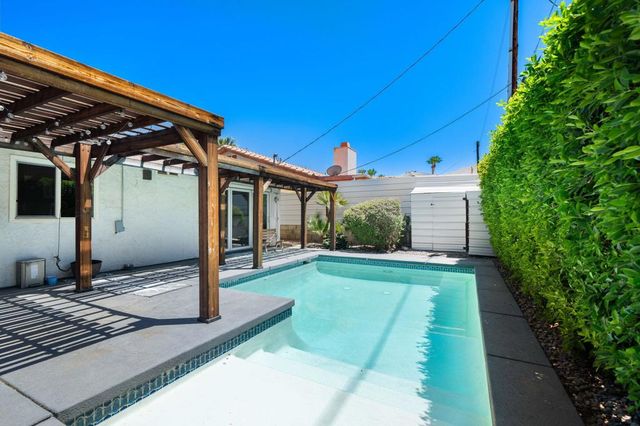 54621 Avenida Juarez, La Quinta, CA 92253