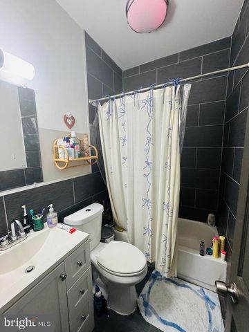 1524 FONTAIN ST, Philadelphia, PA 19121