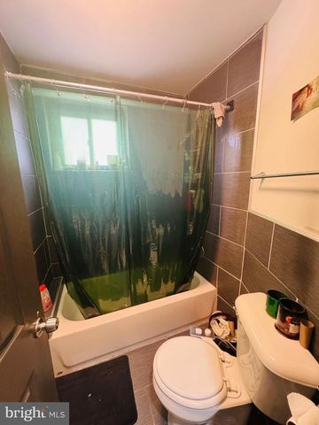 1524 FONTAIN ST, Philadelphia, PA 19121