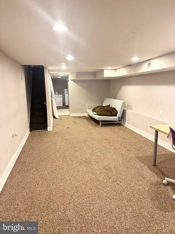 1524 FONTAIN ST, Philadelphia, PA 19121