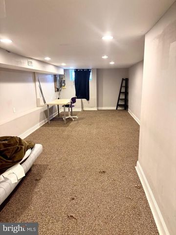 1524 FONTAIN ST, Philadelphia, PA 19121