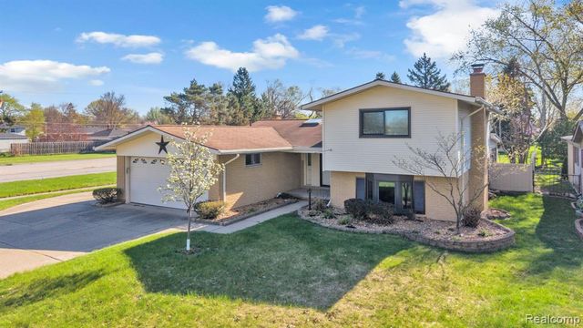 9498 Bassett Street, Livonia, MI 48150
