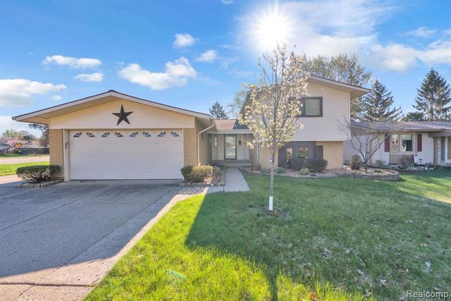 9498 Bassett Street, Livonia, MI 48150