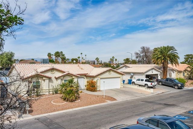 5222 Mandalay Springs Drive 201, Las Vegas, NV 89120