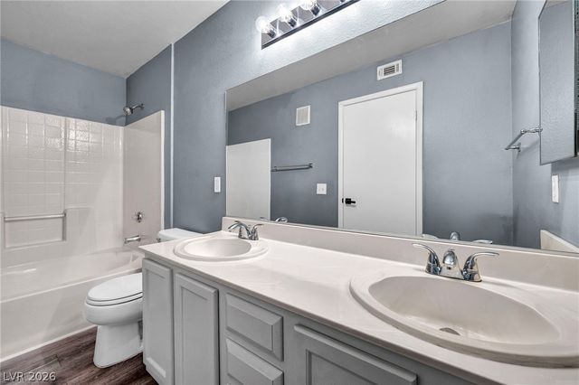 5222 Mandalay Springs Drive 201, Las Vegas, NV 89120