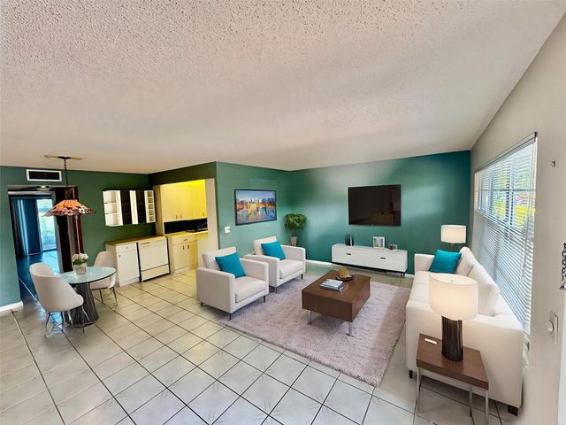 1051 Cambridge C 1051, Deerfield Beach, FL 33442
