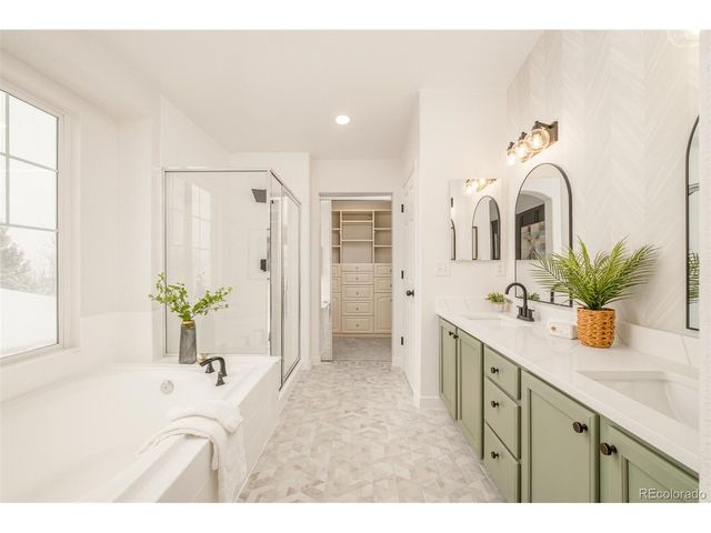 4955 S Elk St, Aurora, CO 80016