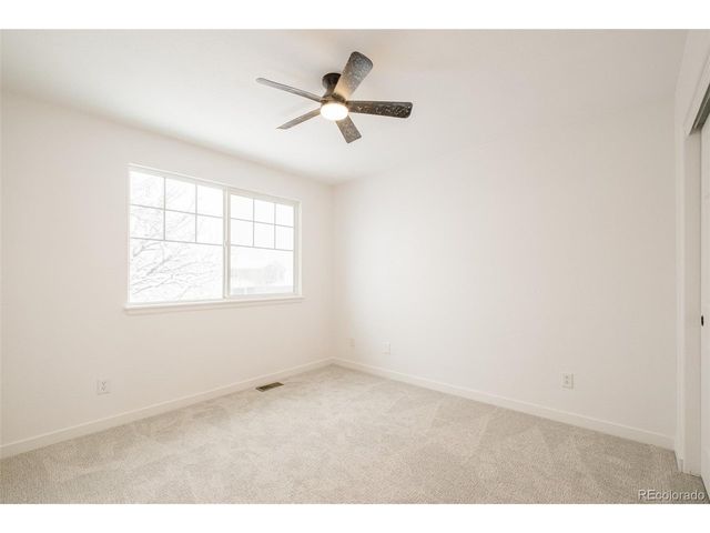 4955 S Elk St, Aurora, CO 80016