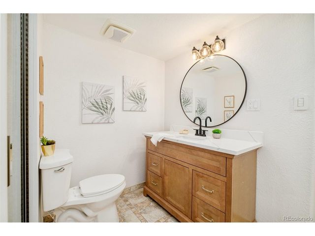 4955 S Elk St, Aurora, CO 80016