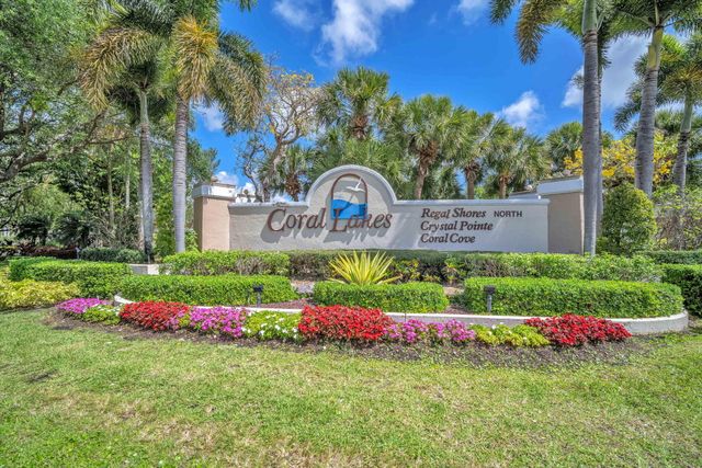 5842 Crystal Shores Drive 302, Boynton Beach, FL 33437