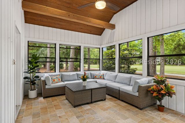 5 Fairlawn Ct, Hilton Head Island, SC 29926