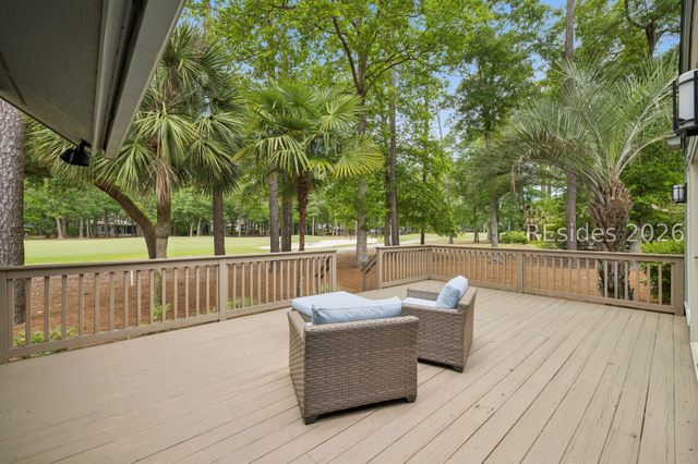 5 Fairlawn Ct, Hilton Head Island, SC 29926