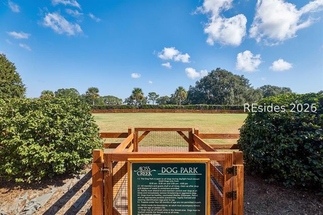 5 Fairlawn Ct, Hilton Head Island, SC 29926