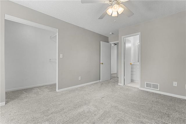 6020 NE Moonstone Drive, Lee's Summit, MO 64064