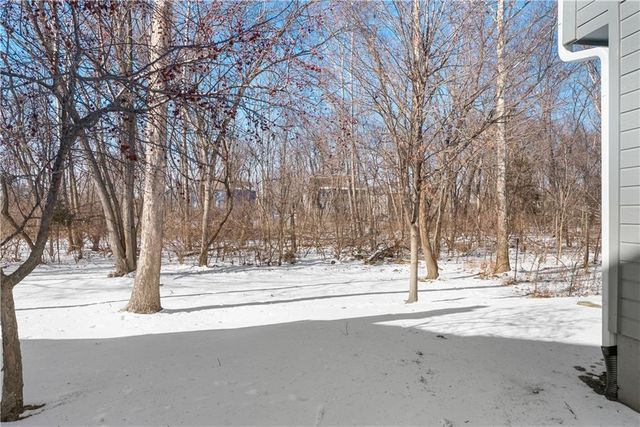 6020 NE Moonstone Drive, Lee's Summit, MO 64064