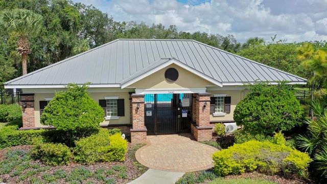 8639 TURNSTONE SHORE LANE, Riverview, FL 33578
