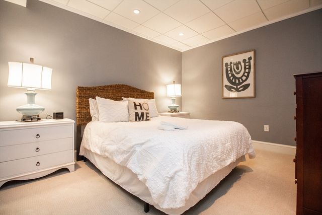 1253 Beacon St 4BB, Brookline, MA 02446