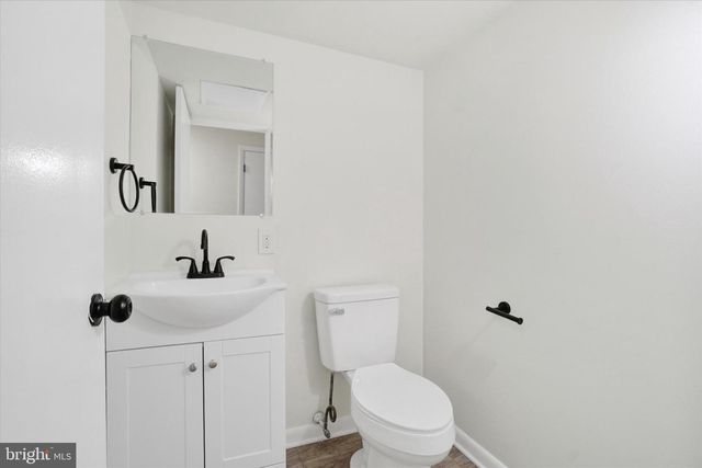 4865 FAKE RD, York, PA 17406
