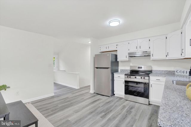 4865 FAKE RD, York, PA 17406