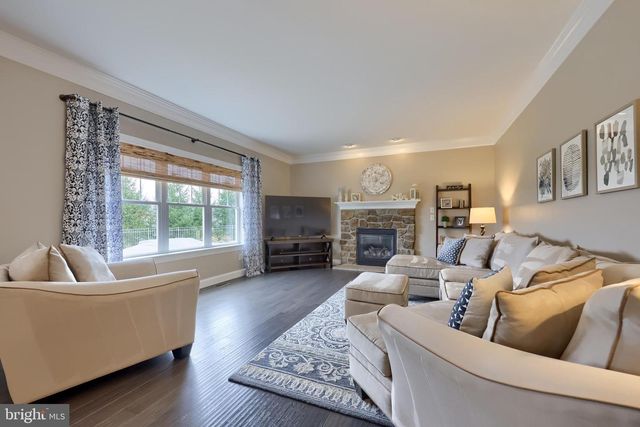122 ROYAL HORSE WAY, Reinholds, PA 17569