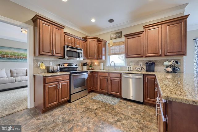 122 ROYAL HORSE WAY, Reinholds, PA 17569