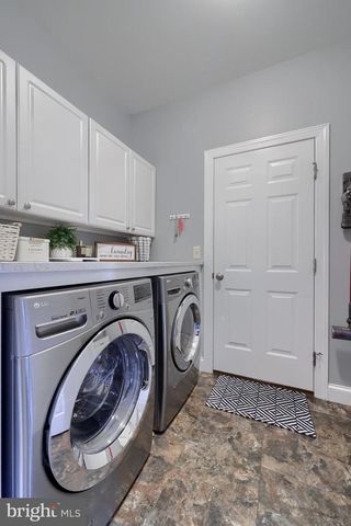 122 ROYAL HORSE WAY, Reinholds, PA 17569