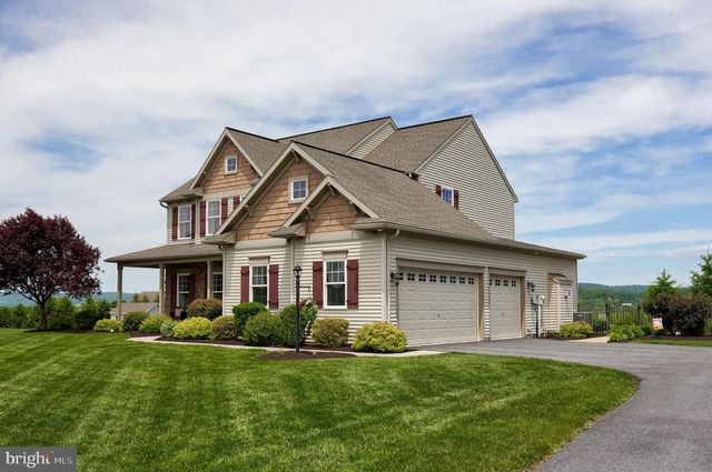 122 ROYAL HORSE WAY, Reinholds, PA 17569