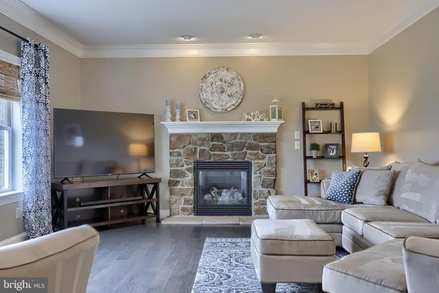 122 ROYAL HORSE WAY, Reinholds, PA 17569