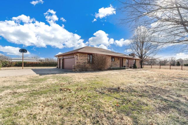 8100 S Hillside, Haysville, KS 67060