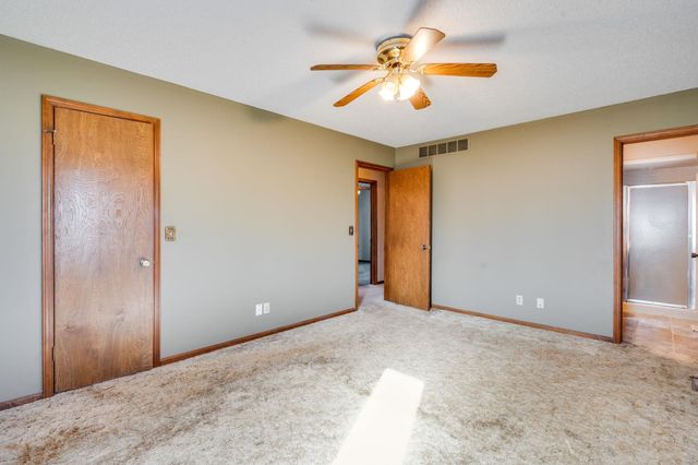 8100 S Hillside, Haysville, KS 67060