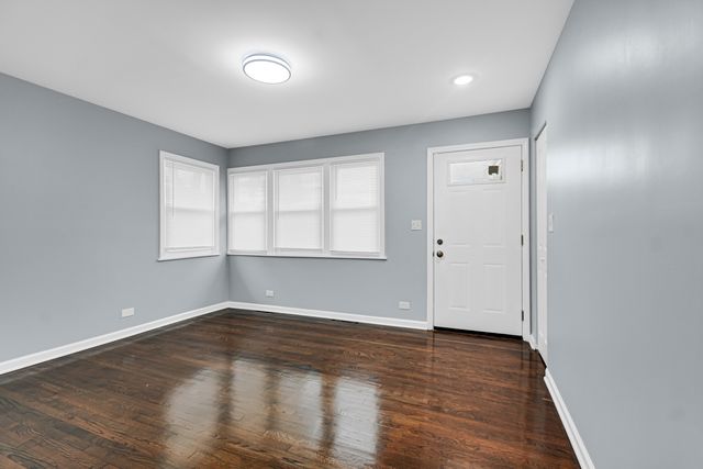 16158 Plymouth Drive, Markham, IL 60428