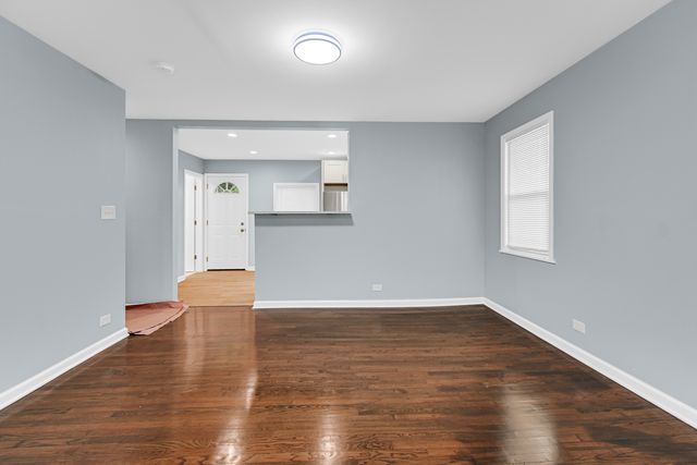 16158 Plymouth Drive, Markham, IL 60428