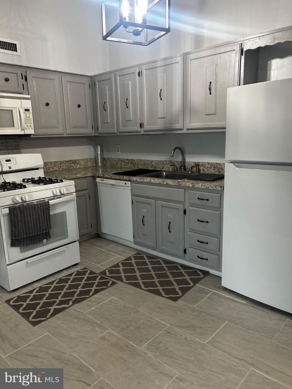 68202 DELAIRE LANDING RD #202, PHILADELPHIA, PA 19114 — photo 4