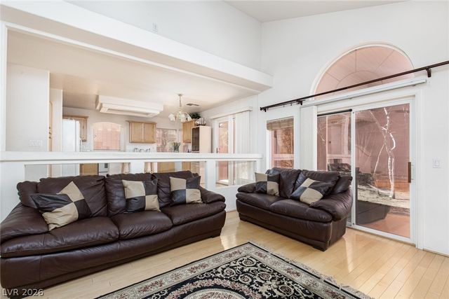 7607 Starshell Point Court, Las Vegas, NV 89139