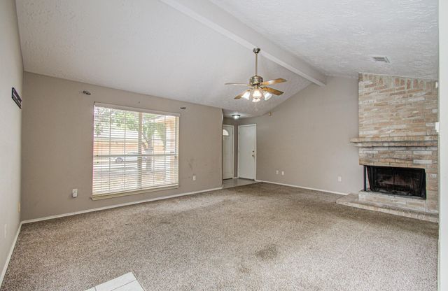 3626 Suttonford Drive, Houston, TX 77066