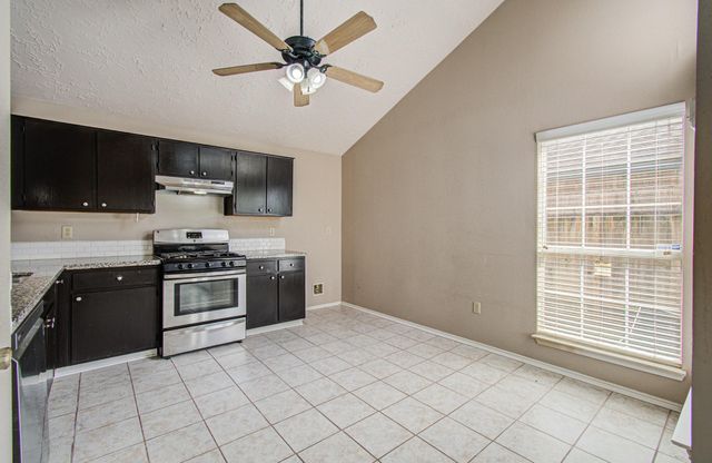 3626 Suttonford Drive, Houston, TX 77066